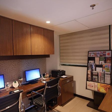 Fortune Select Sg Highway, Ahmedabad - Member Itc Hotels' Group Extérieur photo