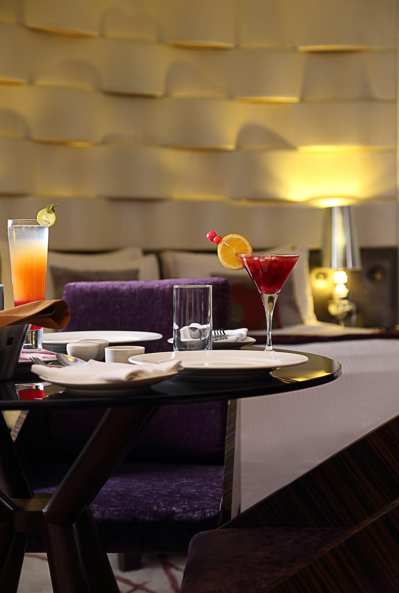Fortune Select Sg Highway, Ahmedabad - Member Itc Hotels' Group Extérieur photo